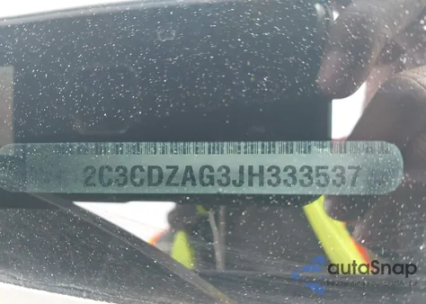 2018 Dodge Challenger Sxt Plus z USA, uszkodzony, nr VIN 2C3CDZAG3JH333537